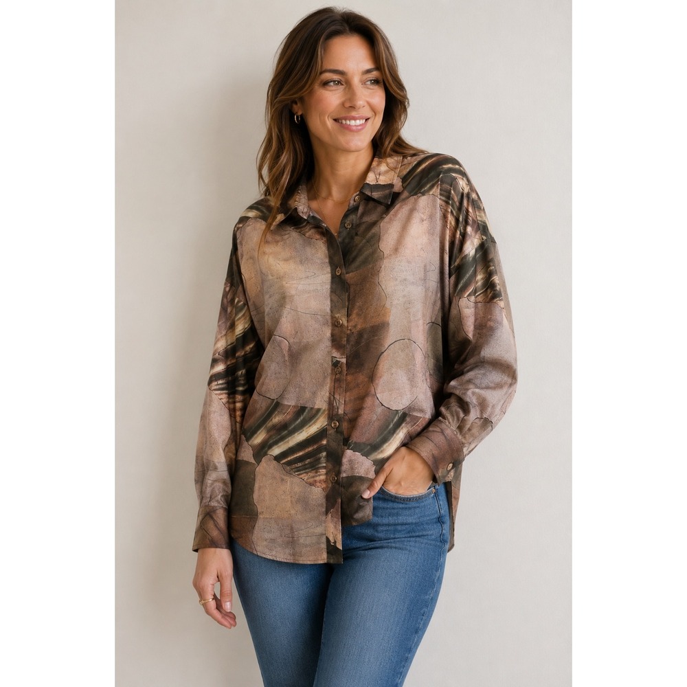 PRETTYLITTLETHING Oversized Shirt Women 4 Beige Abstract Print Woven Button Up